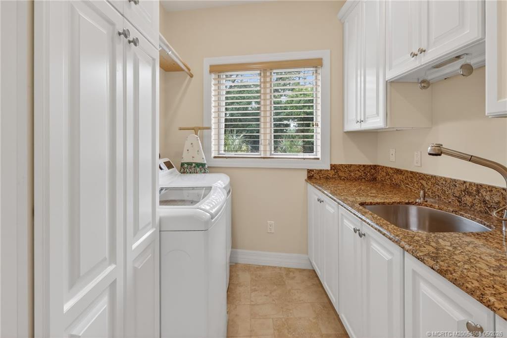 Stuart, Florida, 34997, United States, 3 Bedrooms Bedrooms, ,2 BathroomsBathrooms,Residential,Active,2034291