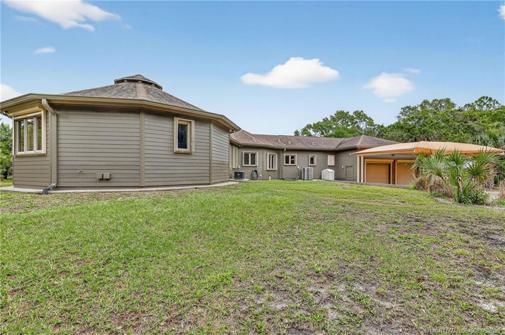 Stuart, Florida, 34997, United States, 3 Bedrooms Bedrooms, ,2 BathroomsBathrooms,Residential,Active,2034291