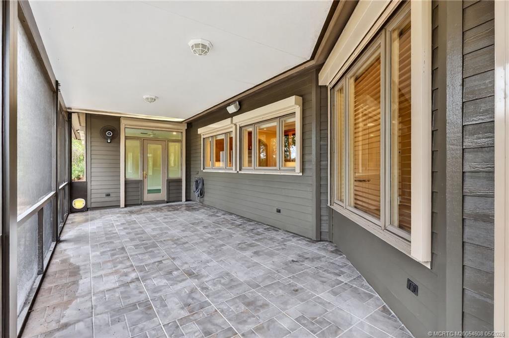 Stuart, Florida, 34997, United States, 3 Bedrooms Bedrooms, ,2 BathroomsBathrooms,Residential,Active,2034291