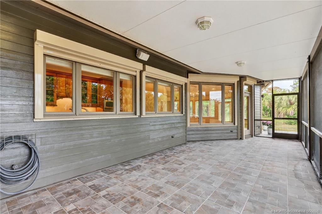 Stuart, Florida, 34997, United States, 3 Bedrooms Bedrooms, ,2 BathroomsBathrooms,Residential,Active,2034291