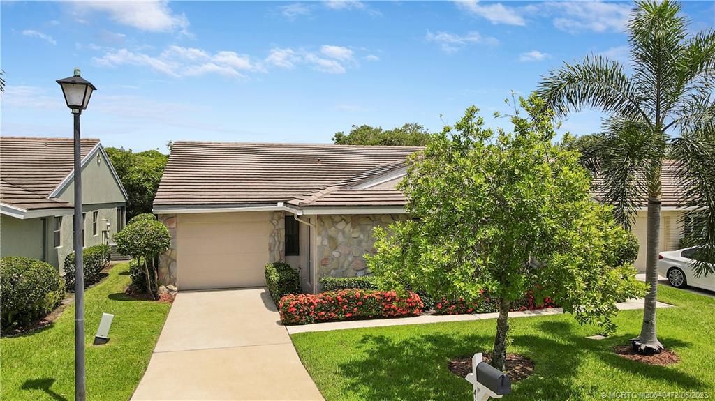 Photo of 4131 SW Egret Pond Terrace, Palm City, FL 34990 (MLS # M20040472)