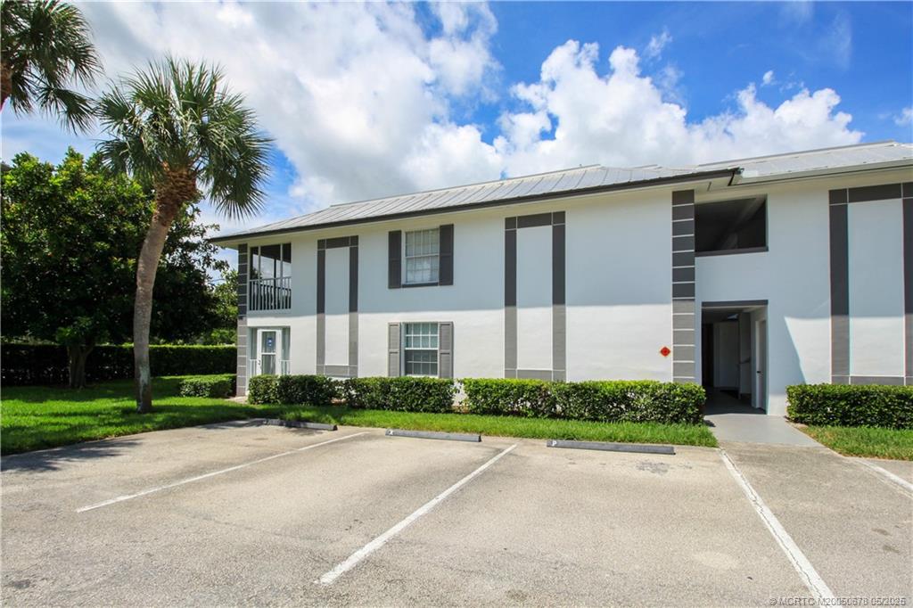 Stuart, Florida 34994, United States, 2 Bedrooms Bedrooms, ,2 BathroomsBathrooms,Residential,Active,133091