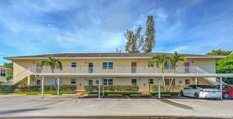 Condo For Sale - 2950 SE Ocean Boulevard #122-6<br/> Stuart, FL 34996