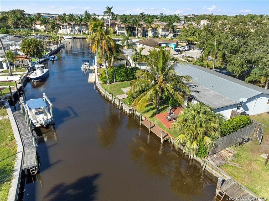 Photo of 2425 SW Hideaway Lane, Stuart, FL 34994 (MLS # M20053264)