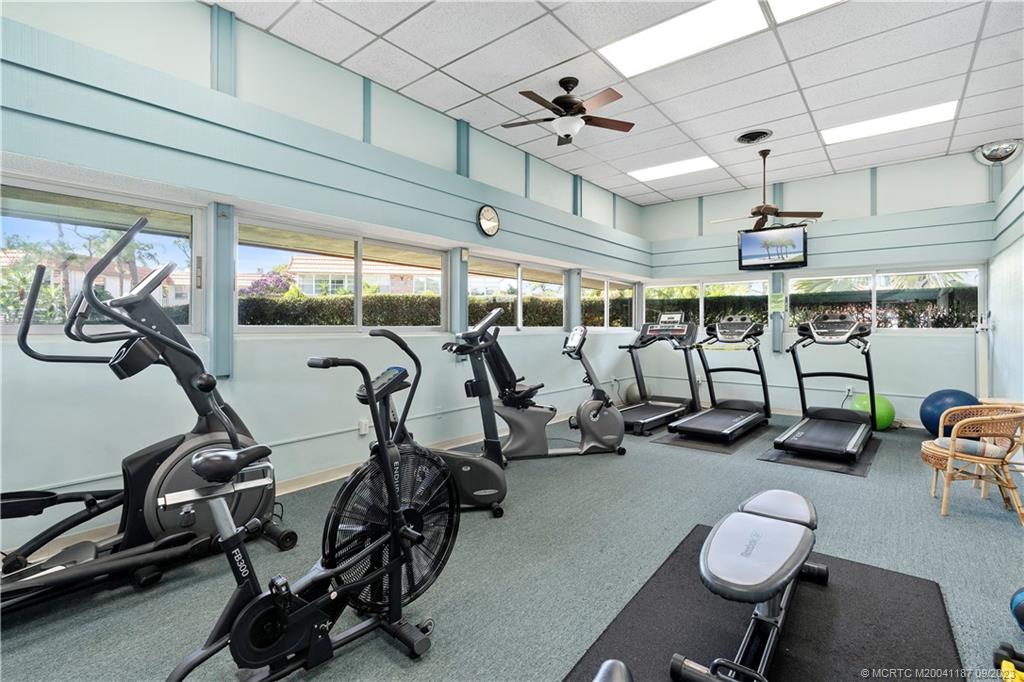 Stuart, Florida 34996, United States, 2 Bedrooms Bedrooms, ,2 BathroomsBathrooms,Residential,Pending,70038