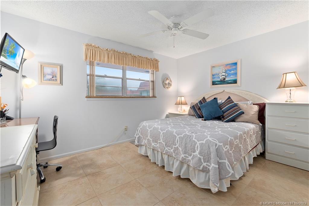 Stuart, Florida 34996, United States, 2 Bedrooms Bedrooms, ,2 BathroomsBathrooms,Residential,Pending,70038