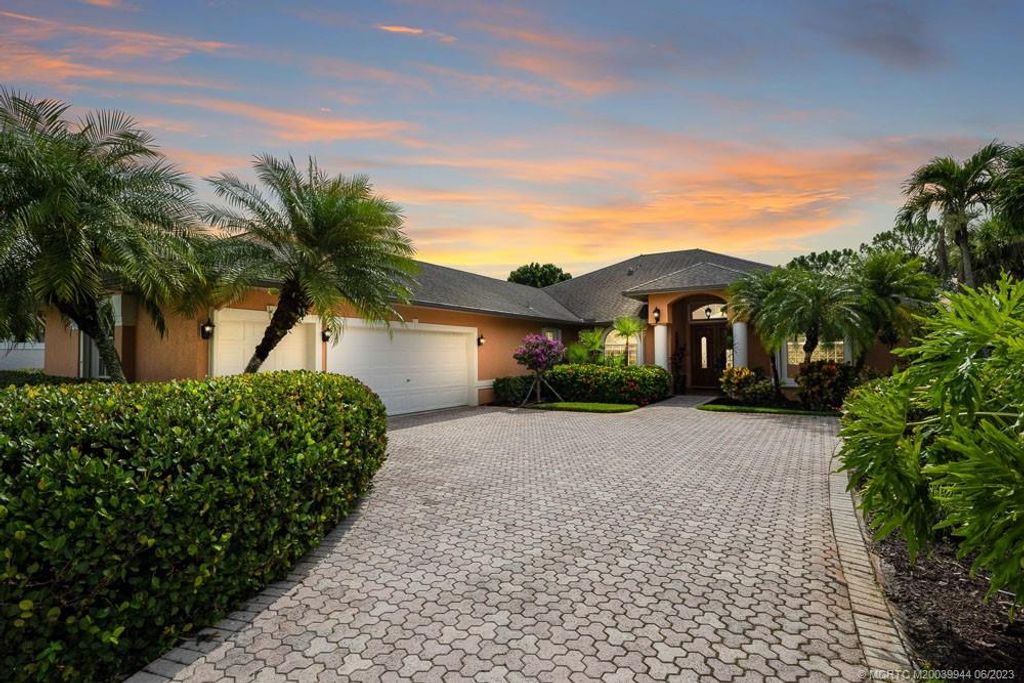 Photo of 1784 SW Oakwater Point, Palm City, FL 34990 (MLS # M20039944)