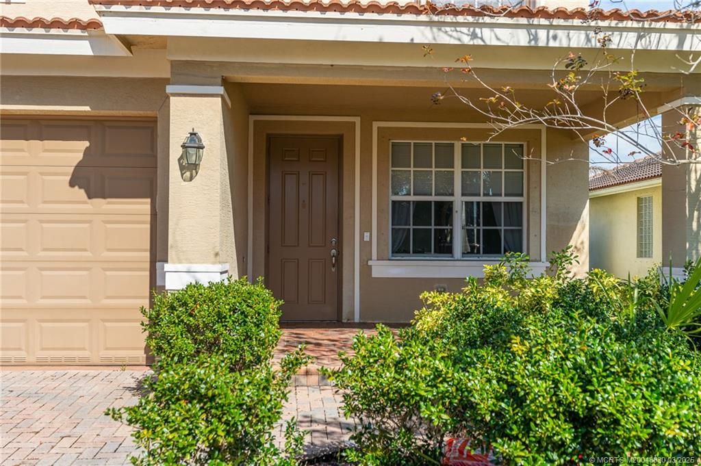 Photo of 4218 Aberfoyle Avenue, Fort Pierce, FL 34947 (MLS # M20048830)