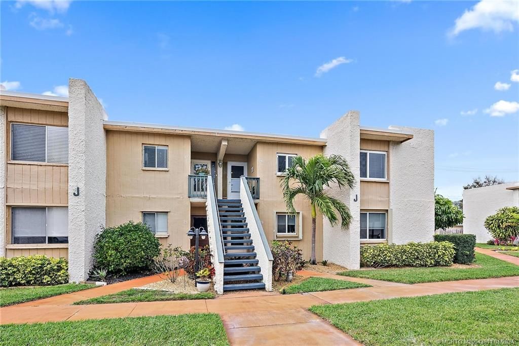 Photo of 1350 NE 14th Court #J28, Jensen Beach, FL 34957 (MLS # M20042911)