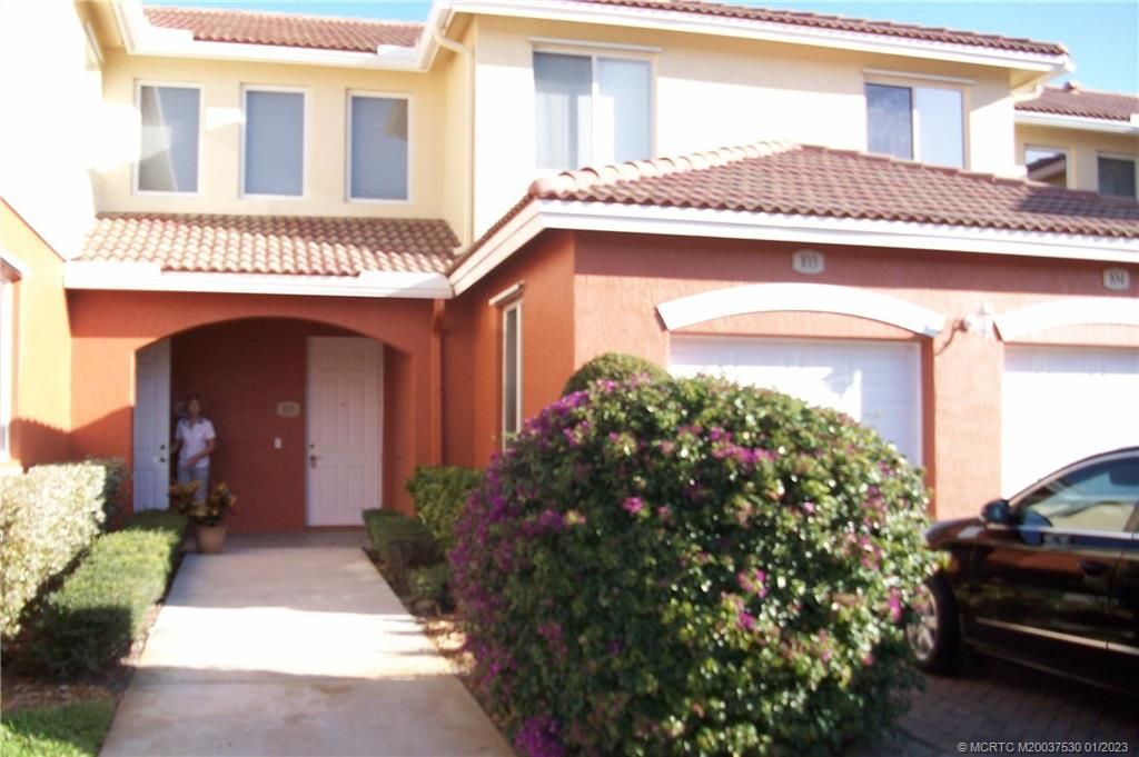 Photo of 43 SE Sedona Circle #103, Stuart, FL 34994 (MLS # M20037530)