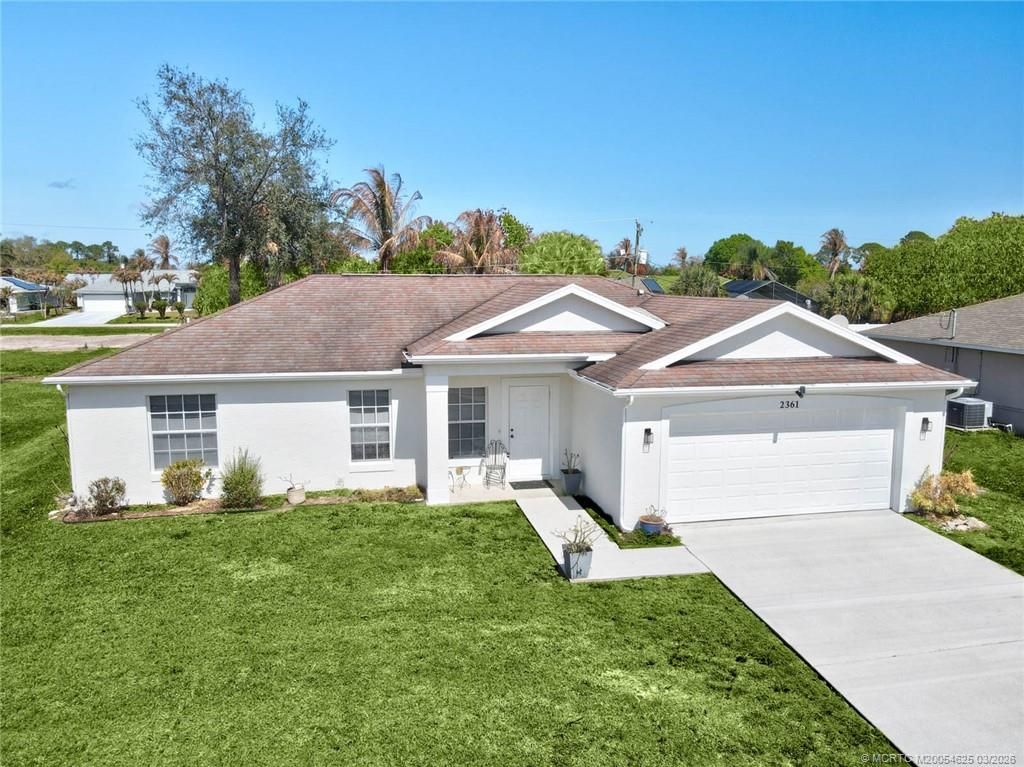 Photo of 2361 SE Mariposa Avenue, Port Saint Lucie, FL 34952 (MLS # M20054625)