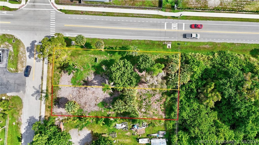 Photo of 5120 SE Jack Avenue, Stuart, FL 34997 (MLS # M20056652)