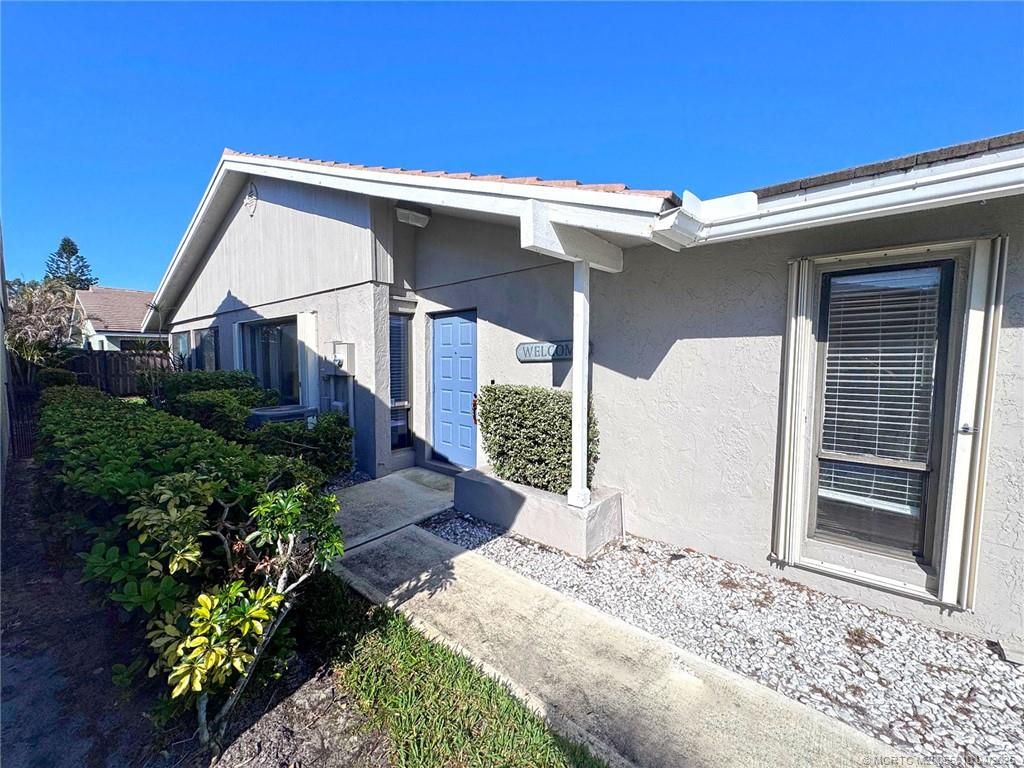 Photo of 4211 SW Egret Pond Terrace, Palm City, FL 34990 (MLS # M20055010)