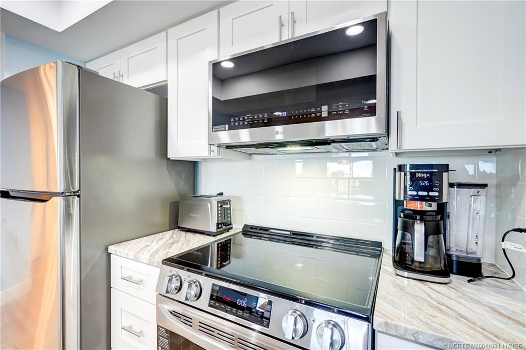 Stuart, Florida 34996, United States, 2 Bedrooms Bedrooms, ,2 BathroomsBathrooms,Residential,Active,68846