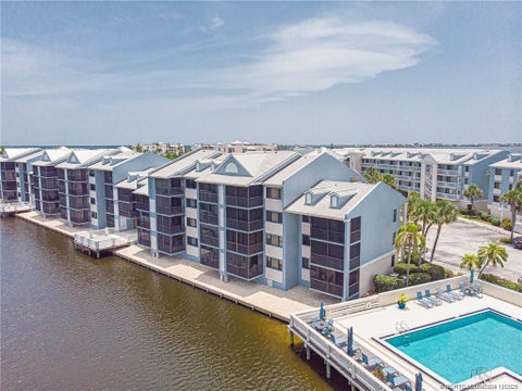 Condo For Rent - 40 NE Plantation Road #209<br/> Stuart, FL 34996