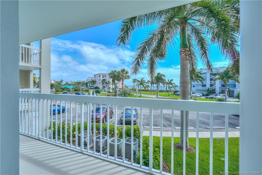 Stuart, Florida 34996, United States, 2 Bedrooms Bedrooms, ,2 BathroomsBathrooms,Residential,Active,68846