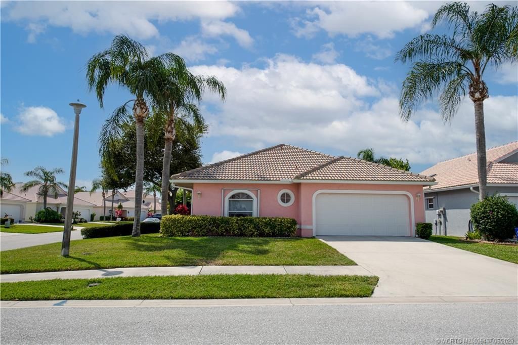 Photo of 6232 SE Windsong Lane, Stuart, FL 34997 (MLS # M20039437)