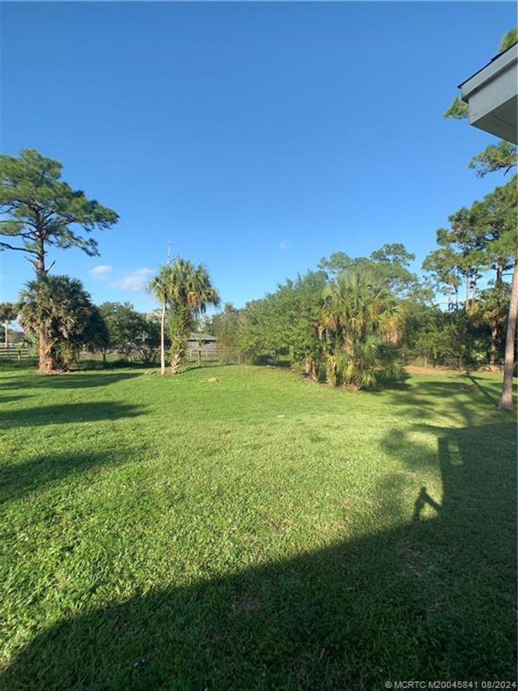 Photo of 6105 SW Gator Trail, Palm City, FL 34990 (MLS # M20045841)