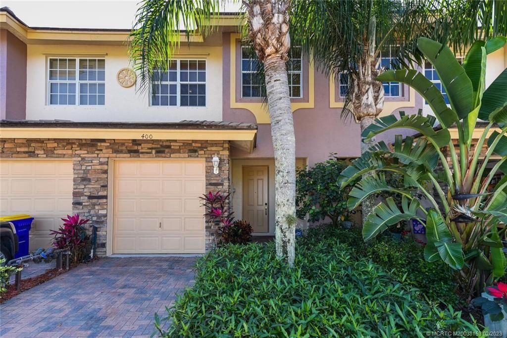 Photo of 400 SE Bloxham Way, Stuart, FL 34997 (MLS # M20038153)