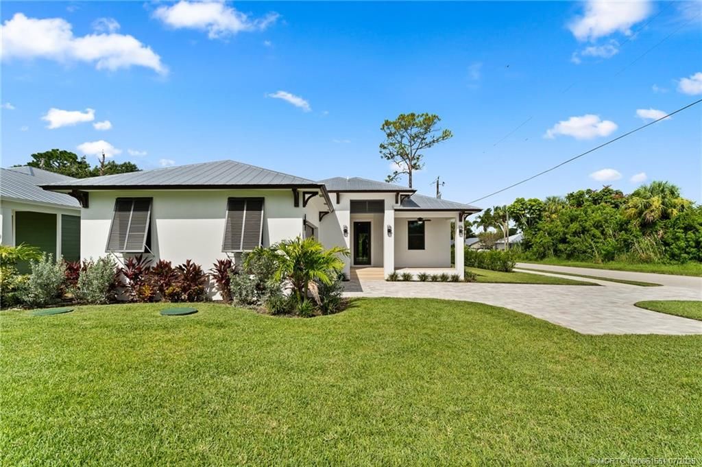 Photo of 5460 SE Front Avenue, Stuart, FL 34997 (MLS # M20051551)