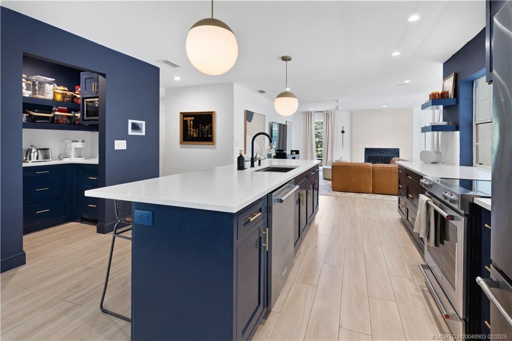 Photo of 594 SW Thornhill Lane, Palm City, FL 34990 (MLS # M20048903)