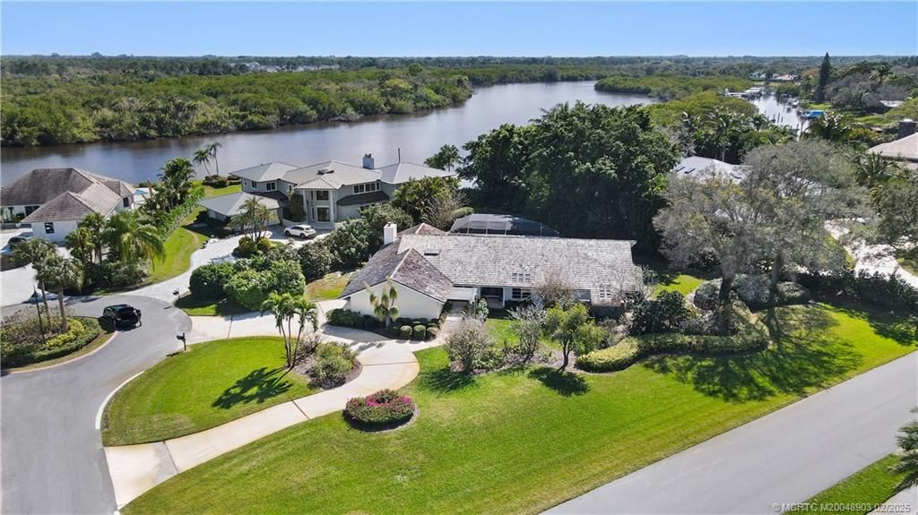 Photo of 594 SW Thornhill Lane, Palm City, FL 34990 (MLS # M20048903)