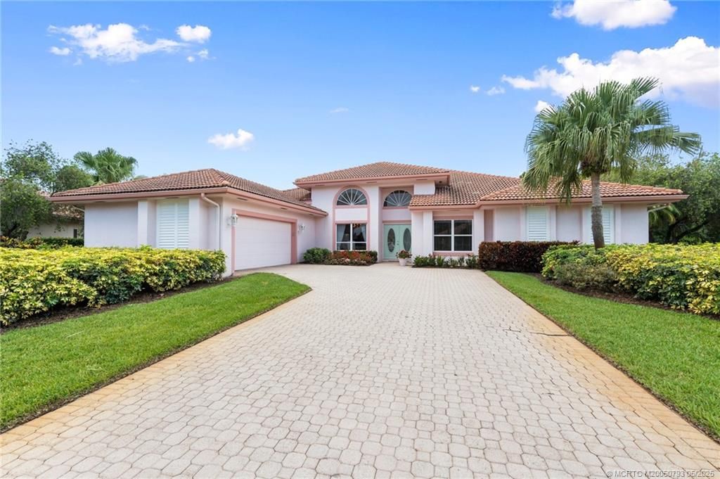 Photo of 4402 SW Dundee Court, Palm City, FL 34990 (MLS # M20050793)