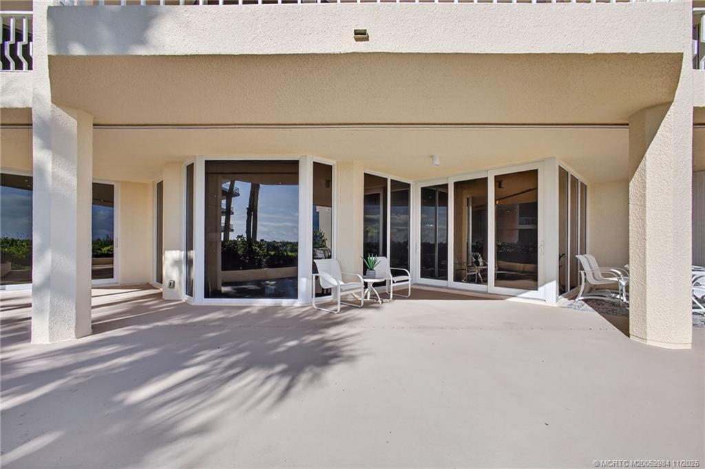 Stuart, Florida 34996, United States, 3 Bedrooms Bedrooms, ,3 BathroomsBathrooms,Residential,Pending,245180