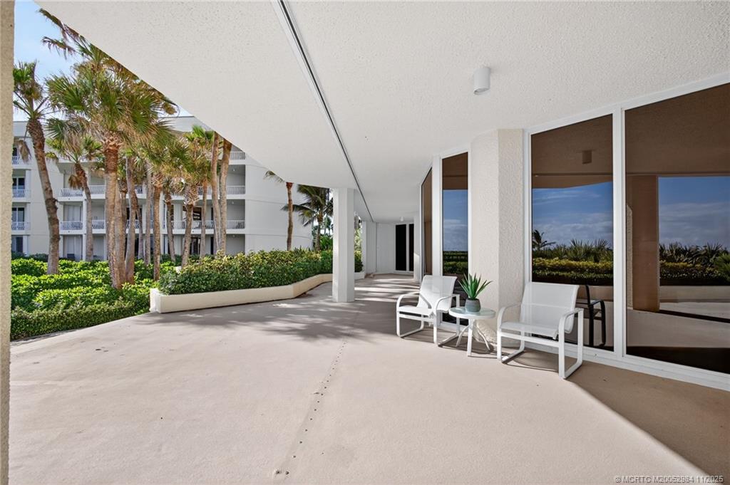 Stuart, Florida 34996, United States, 3 Bedrooms Bedrooms, ,3 BathroomsBathrooms,Residential,Pending,245180