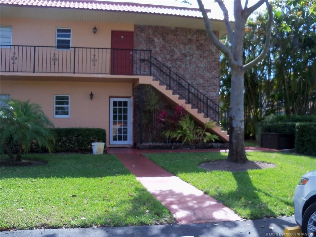 Photo of 1997 SW Palm City Road #48 E, Stuart, FL 34994 (MLS # M20038976)