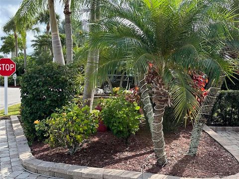 461 NW Sandtrap Lane Port Saint Lucie FL 34986