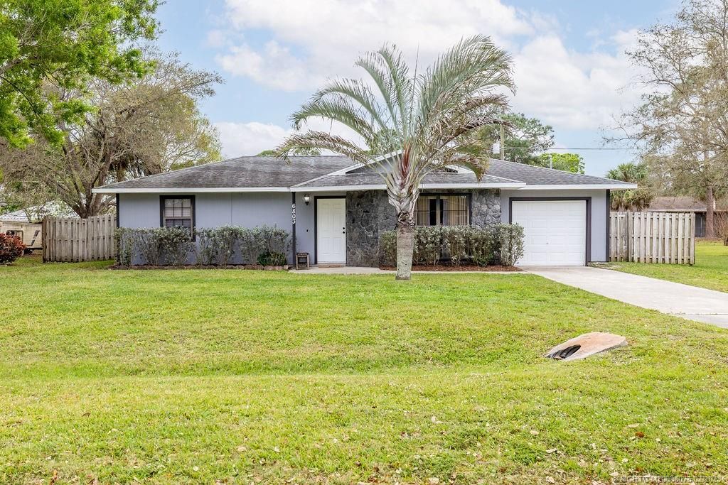 Photo of 6803 Salerno Road, Fort Pierce, FL 34951 (MLS # M20038075)