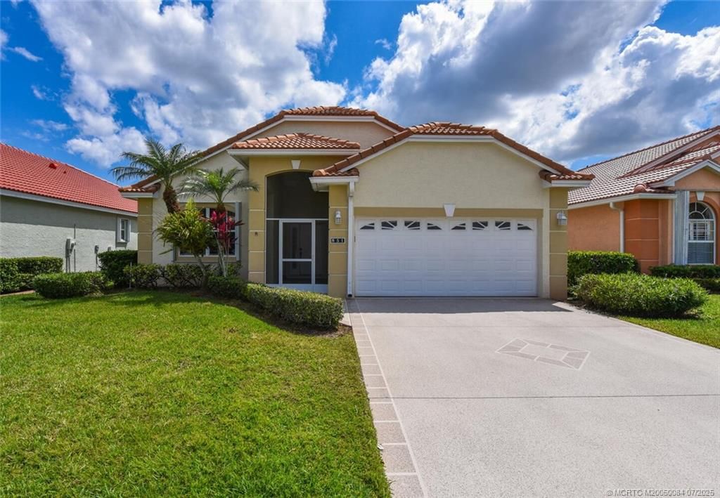 Photo of 851 NW Sorrento Lane, Port Saint Lucie, FL 34986 (MLS # M20050084)
