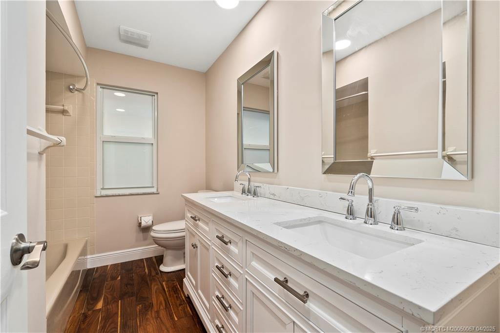 Sewalls Point, Florida 34996, United States, 3 Bedrooms Bedrooms, ,2 BathroomsBathrooms,Residential,Active,105778