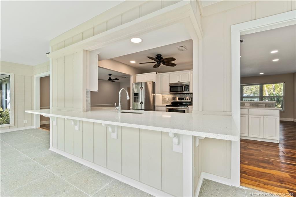 Sewalls Point, Florida 34996, United States, 3 Bedrooms Bedrooms, ,2 BathroomsBathrooms,Residential,Active,105778