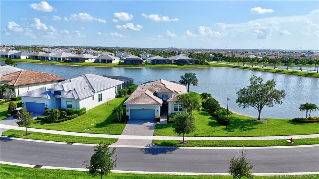 Photo of 11388 SW Lunata Way, Port Saint Lucie, FL 34987 (MLS # M20046002)