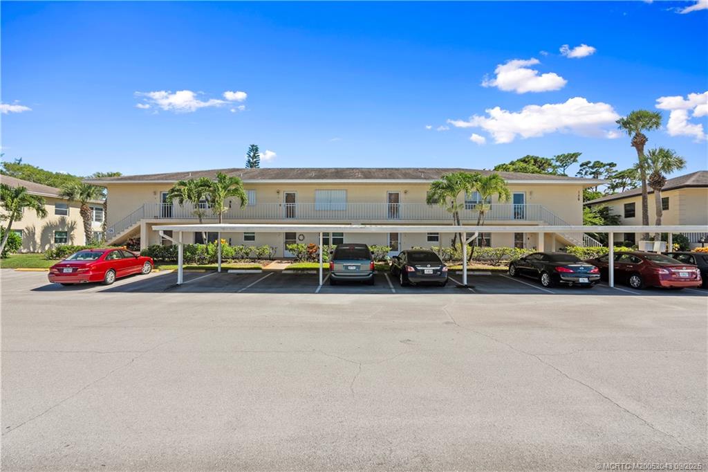 Stuart, Florida 34996, United States, 2 Bedrooms Bedrooms, ,2 BathroomsBathrooms,Residential,Pending,203162