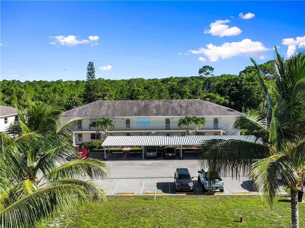 Stuart, Florida 34996, United States, 2 Bedrooms Bedrooms, ,2 BathroomsBathrooms,Residential,Pending,203162