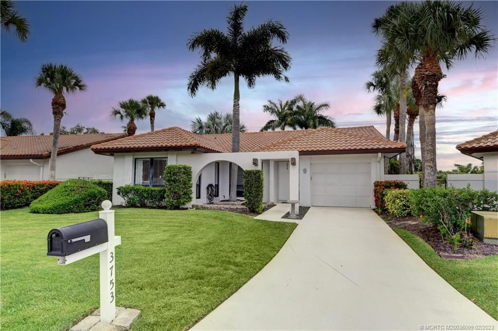 Photo of 3753 SW Pheasant Run, Palm City, FL 34990 (MLS # M20036099)