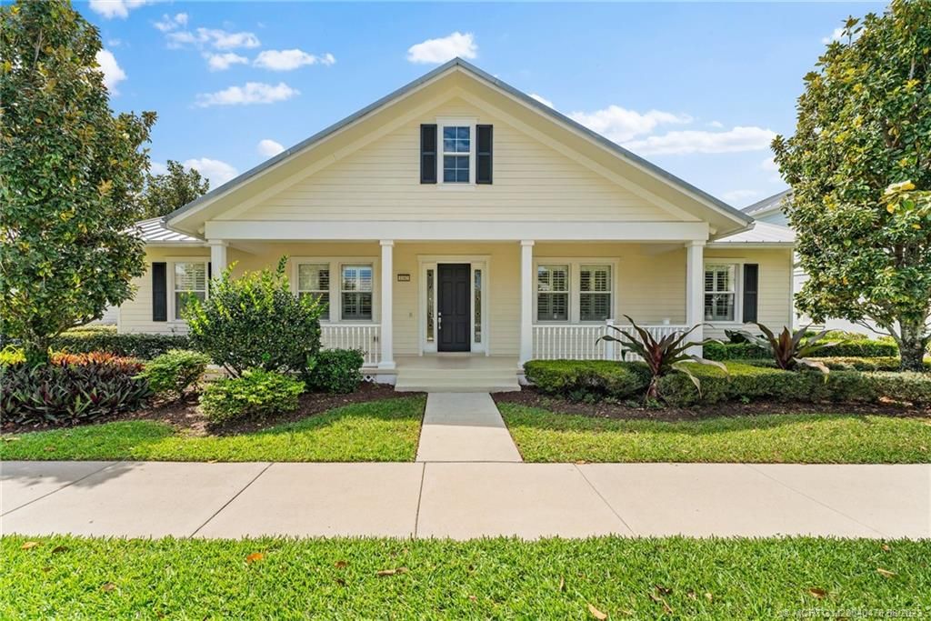 Photo of 1162 Tropical Drive, Jupiter, FL 33458 (MLS # M20040478)