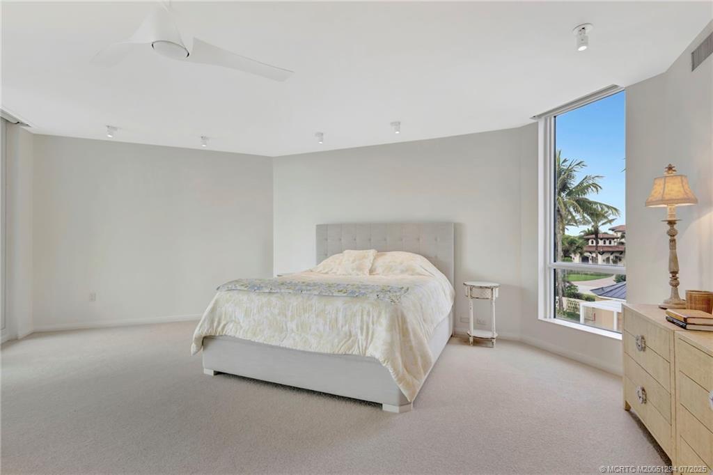 Stuart, Florida 34996, United States, 3 Bedrooms Bedrooms, ,3 BathroomsBathrooms,Residential,Active,165543