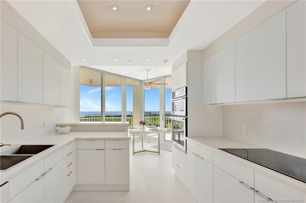 Stuart, Florida 34996, United States, 3 Bedrooms Bedrooms, ,3 BathroomsBathrooms,Residential,Active,165543