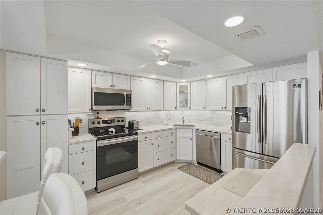 10410 S Ocean Drive 806