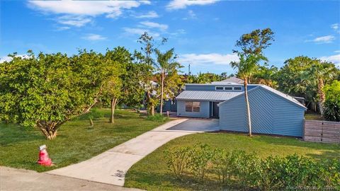 5666 SE Matousek Street Stuart FL 34997
