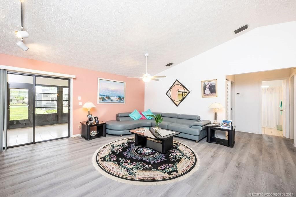 Photo of 589 NE Lima Vias, Jensen Beach, FL 34957 (MLS # M20046569)