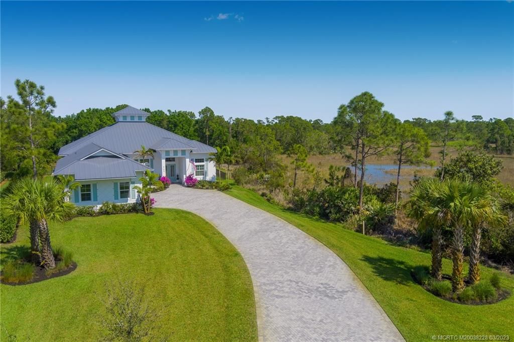 Photo of 4155 SW Rivers End Way, Palm City, FL 34990 (MLS # M20038228)