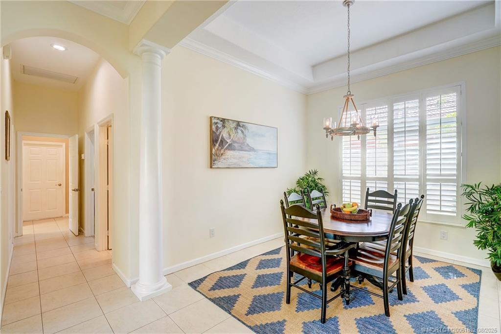 Vero Beach, Florida 32963, United States, 3 Bedrooms Bedrooms, ,2 BathroomsBathrooms,Residential,Pending,184278