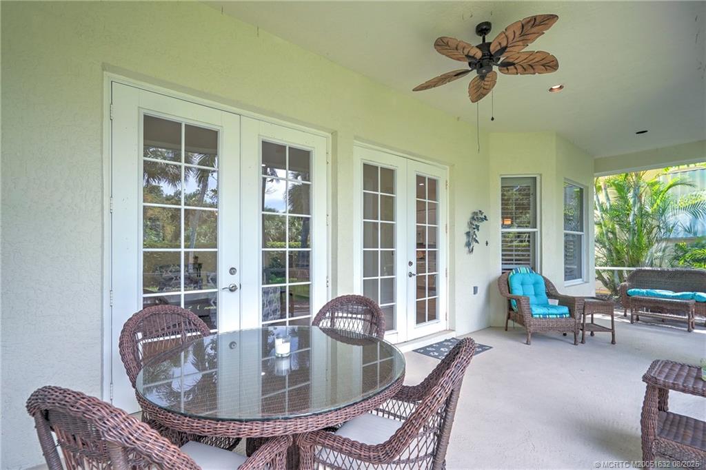Vero Beach, Florida 32963, United States, 3 Bedrooms Bedrooms, ,2 BathroomsBathrooms,Residential,Pending,184278