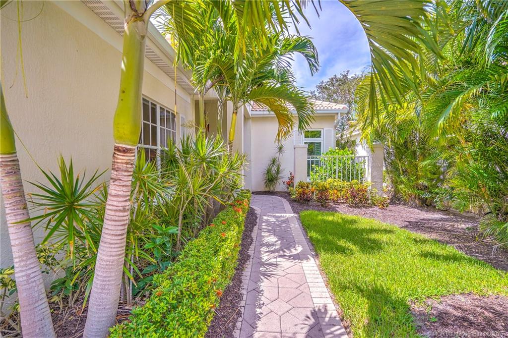 Vero Beach, Florida 32963, United States, 3 Bedrooms Bedrooms, ,2 BathroomsBathrooms,Residential,Pending,184278