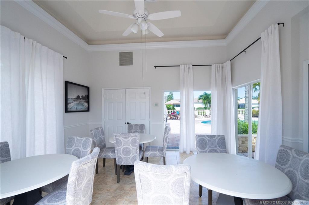 Vero Beach, Florida 32963, United States, 3 Bedrooms Bedrooms, ,2 BathroomsBathrooms,Residential,Pending,184278